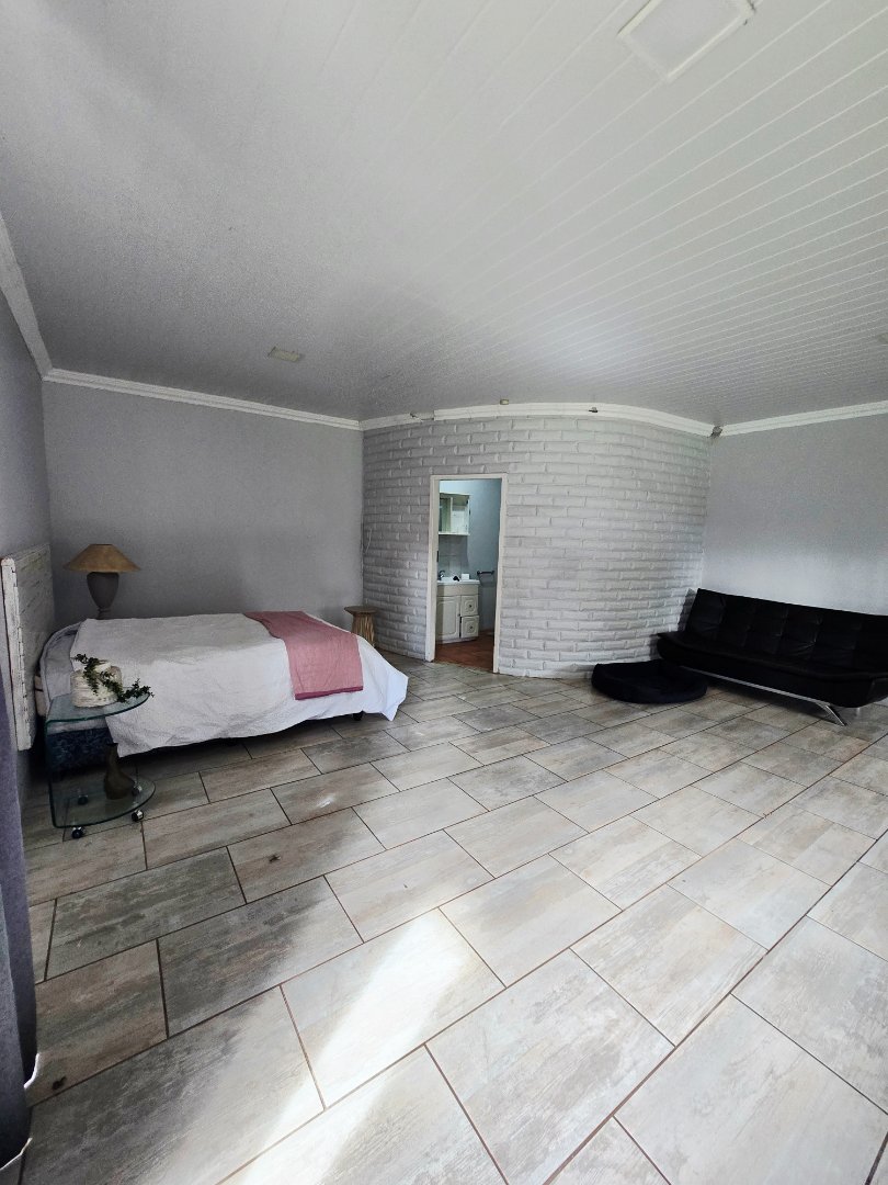 5 Bedroom Property for Sale in Flamwood North West